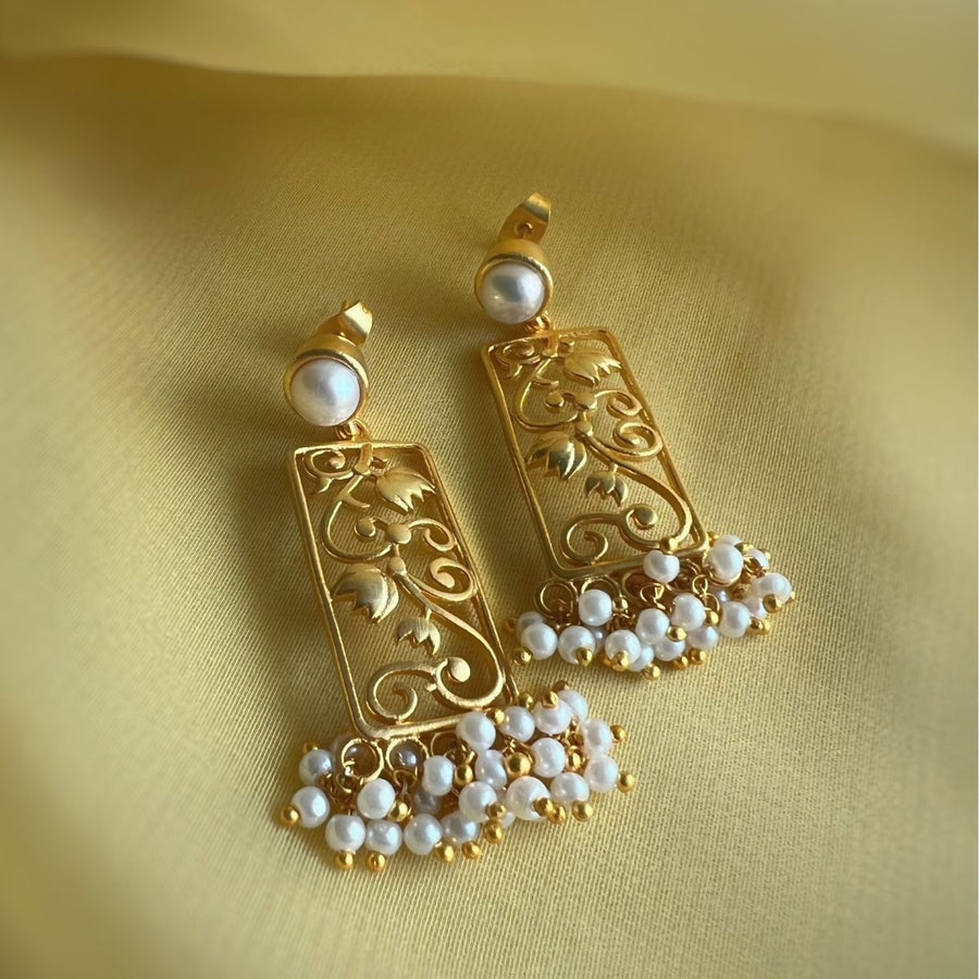 Lotus Rectangle Pearls Earrings