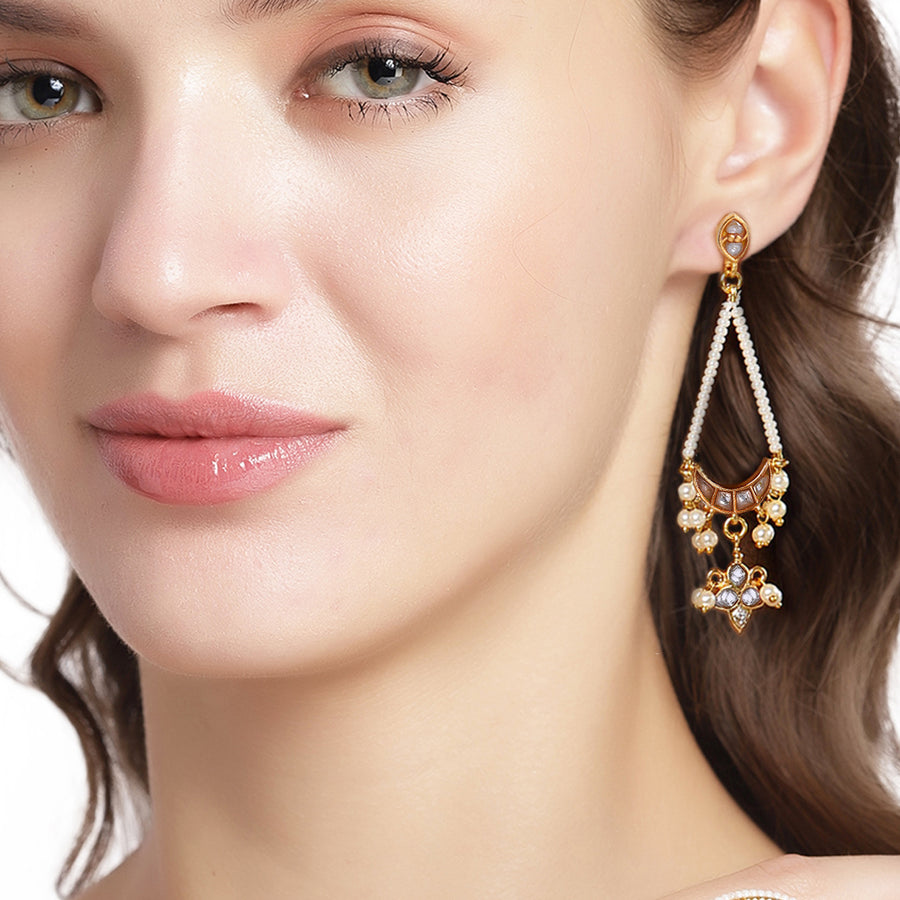 Moon Pearl Dangle Earring